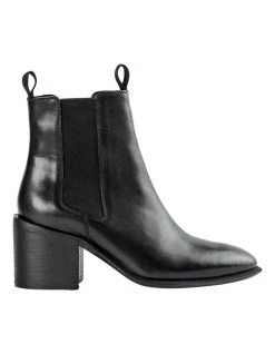 Flash Sale 🥰 Tony Bianco Hampton Black Calais 💯