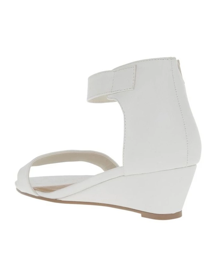 Wholesale π Miss Shop Bridgette White Wedged Low Heeled π©΄ Sandal π 3 Wholesale π Miss Shop Bridgette White Wedged Low Heeled π©΄ Sandal π - Image 3