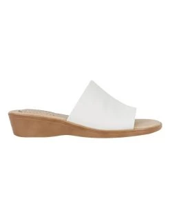 Buy 🎉 Hush Puppies Coco White Leather Low Heeled 🩴 Sandal ⌛
