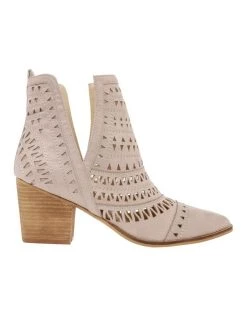 Best reviews of 🎉 Verali Karina Blush Heeled Ankle Boot 🥰