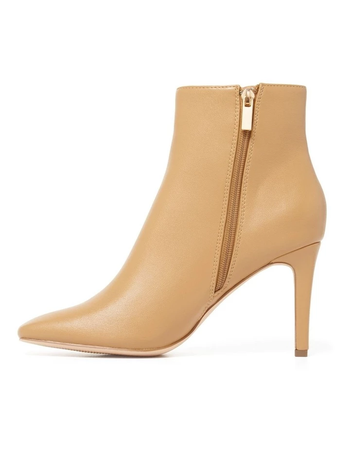 Deals 🤩 Forever New Grace Square Toe Boot 🥰 2 Deals 🤩 Forever New Grace Square Toe Boot 🥰 - Image 2