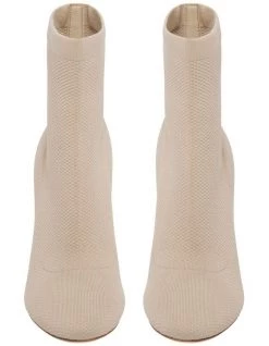 Buy ๐ Nine West Avery ๐ฅพ Boots ๐คฉ 6 Buy ๐ Nine West Avery ๐ฅพ Boots ๐คฉ -Women Shoes shop 782704000 3 720x928