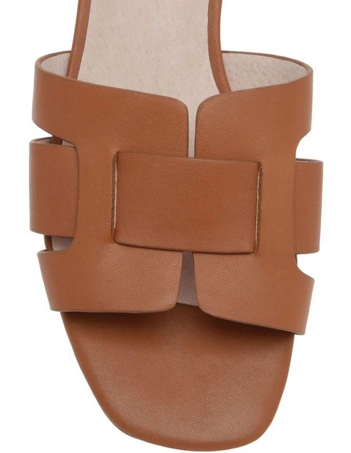 Hot Sale โญ Basque Madison Tan Leather ๐ฉด Sandal ๐ 2 Hot Sale โญ Basque Madison Tan Leather ๐ฉด Sandal ๐ - Image 2