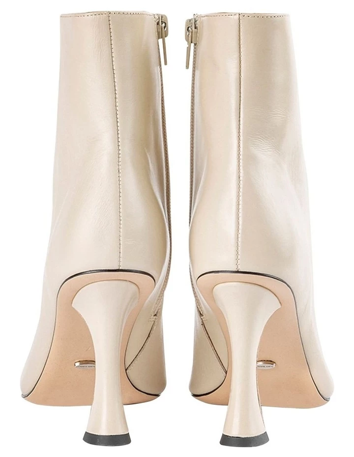 Best Pirce β Tony Bianco Cuomo Vanilla Capretto Ankle π₯Ύ Boots 𧨠4 Best Pirce β Tony Bianco Cuomo Vanilla Capretto Ankle π₯Ύ Boots 𧨠- Image 4