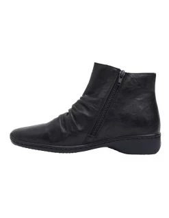 Buy 🧨 Easy Steps Valiant Black Glove 🥾 Boots 🧨 -Women Shoes shop 829908010 3 720x928