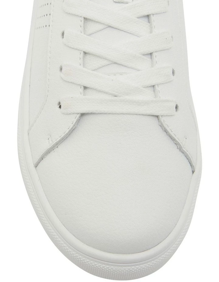 Brand new ๐คฉ Sandler Shazam White Glove ๐ Sneakers โญ 6 Brand new ๐คฉ Sandler Shazam White Glove ๐ Sneakers โญ - Image 6