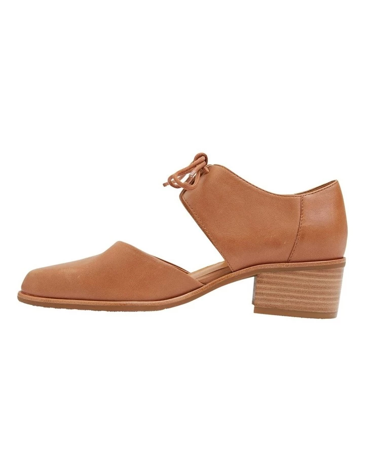 Flash Sale 🎁 Jane Debster Exhibit Tan Glove Heeled 👟 Shoes 🔔 3 Flash Sale 🎁 Jane Debster Exhibit Tan Glove Heeled 👟 Shoes 🔔 - Image 3