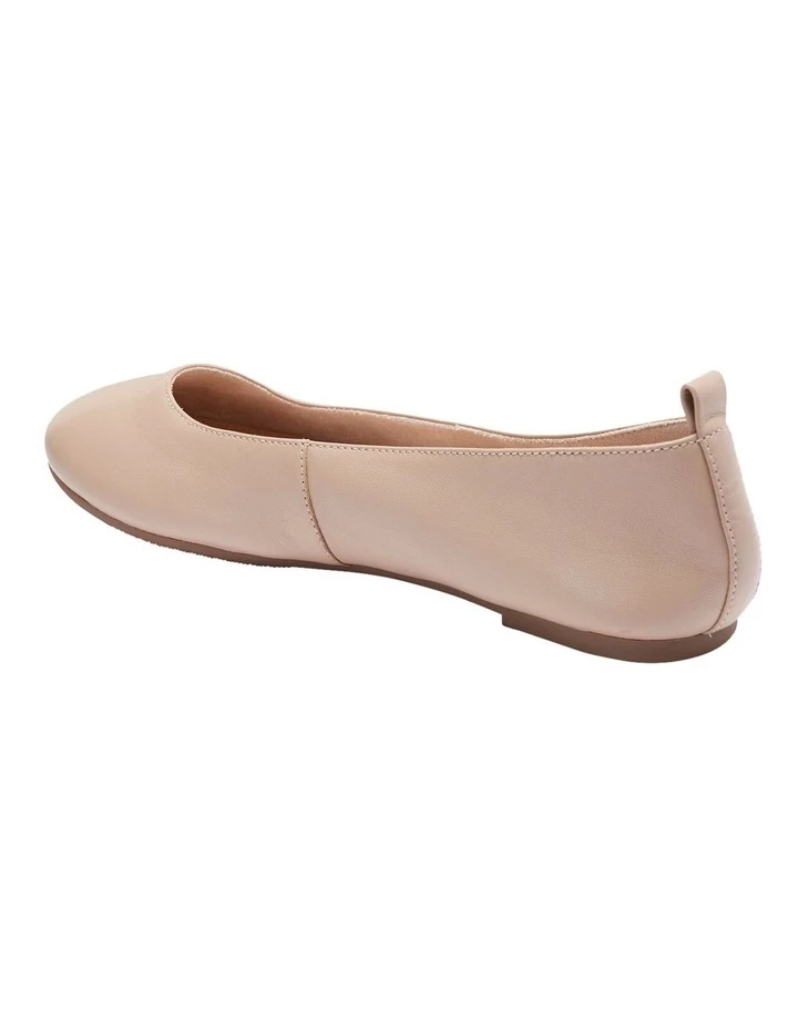 Deals π Sandler Gaze Nude Glove Flat π Shoes π 4 Deals π Sandler Gaze Nude Glove Flat π Shoes π - Image 4