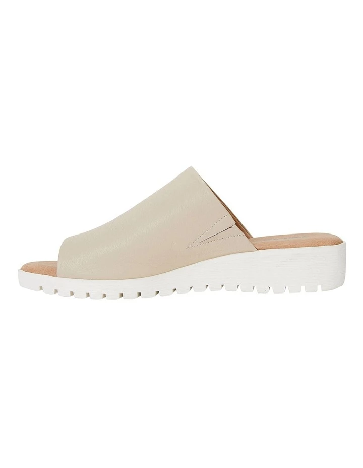 Deals ๐ Sandler Fate Nude Glove ๐ฉด Sandals โค๏ธ 3 Deals ๐ Sandler Fate Nude Glove ๐ฉด Sandals โค๏ธ - Image 3