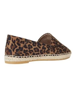 Outlet 😀 Sandler Bella Animal Fabric Flat 👟 Shoes 🧨 -Women Shoes shop 830455930 3 720x928