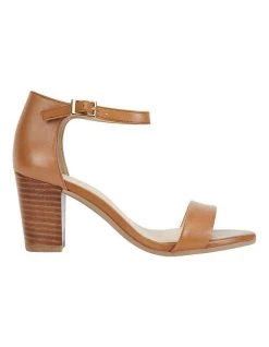 Brand new ✨ Sandler Beyond Tan Glove 🩴 Sandals 🥰