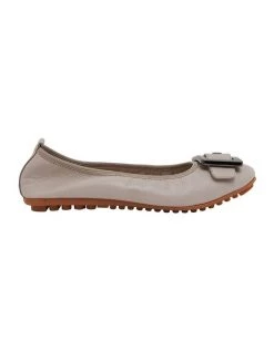 Deals 👍 Sandler Pentagon Taupe Glove Flat 👟 Shoes ✔️