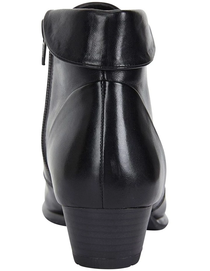 Top 10 ๐ฏ Wide Steps Driver Black Glove Boot ๐ 5 Top 10 ๐ฏ Wide Steps Driver Black Glove Boot ๐ - Image 5