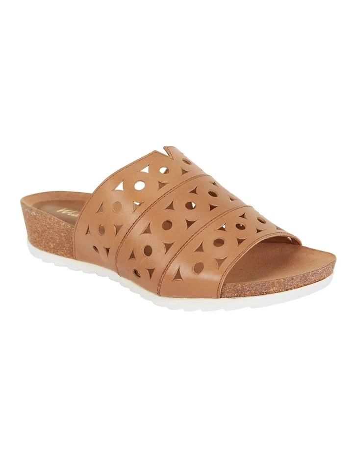 Wholesale 𧨠Wide Steps Dante Cognac Glove π©΄ Sandal π 2 Wholesale 𧨠Wide Steps Dante Cognac Glove π©΄ Sandal π - Image 2