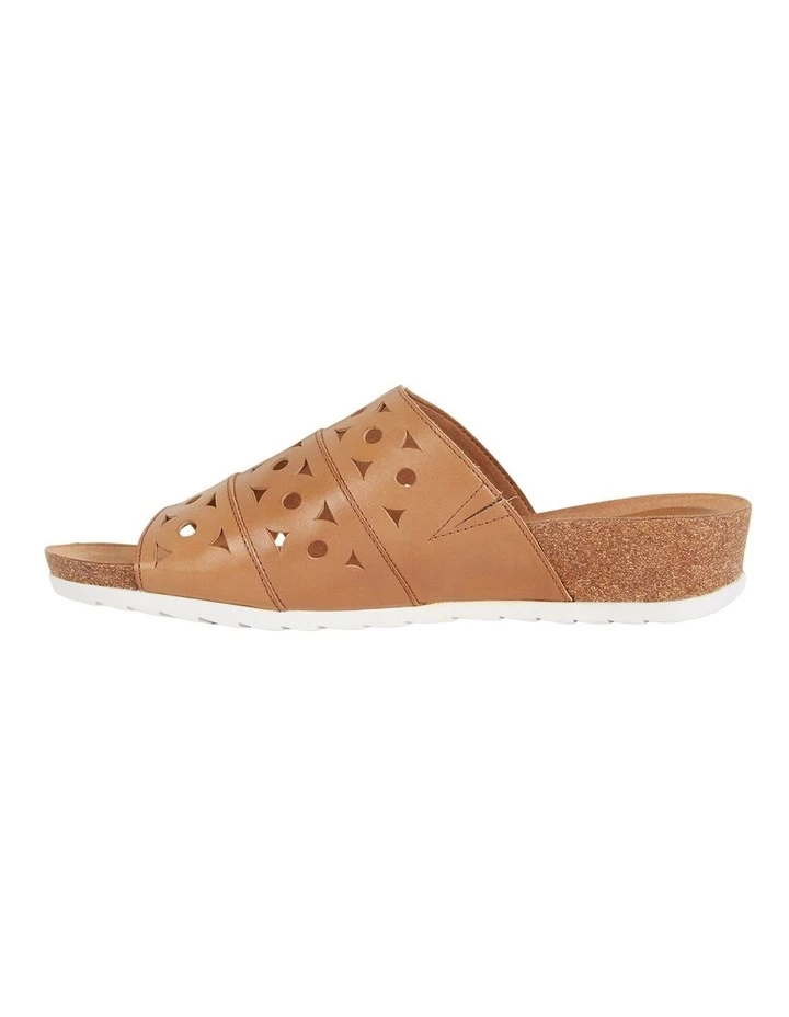 Wholesale 𧨠Wide Steps Dante Cognac Glove π©΄ Sandal π 3 Wholesale 𧨠Wide Steps Dante Cognac Glove π©΄ Sandal π - Image 3