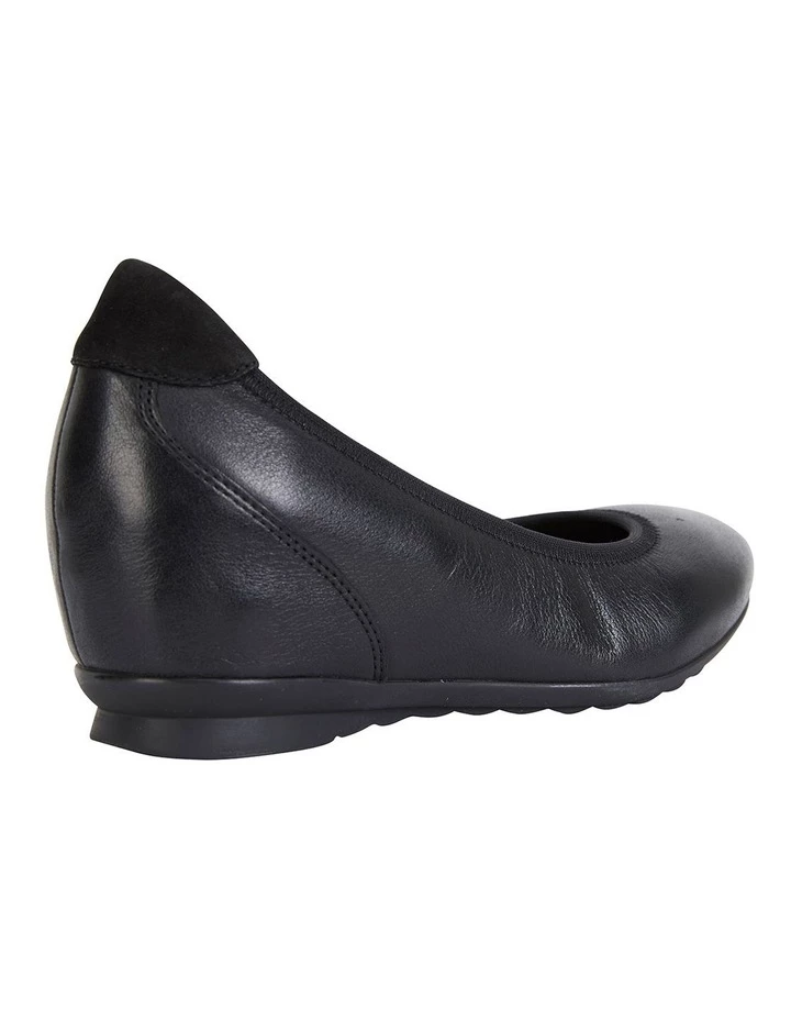 Deals 🔥 Wide Steps Norah Black Glove Heeled 👟 Shoes 🤩 4 Deals 🔥 Wide Steps Norah Black Glove Heeled 👟 Shoes 🤩 - Image 4