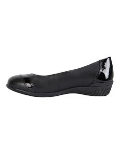 Promo ๐ Wide Steps Virgo Black Glove / Patent Flat ๐ Shoes โ๏ธ 9 Promo ๐ Wide Steps Virgo Black Glove / Patent Flat ๐ Shoes โ๏ธ -Women Shoes shop 830724760 3 720x928