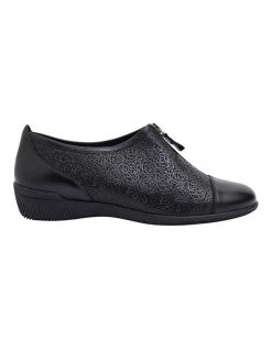 Best Pirce 🛒 Wide Steps Wiley Black Glove Flat 👟 Shoes 😉