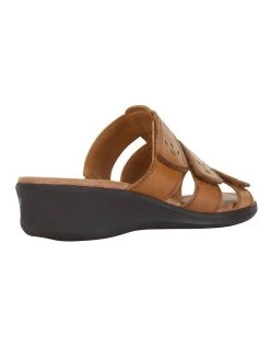 Best Pirce โ๏ธ Wide Steps Pamela Cognac Glove ๐ฉด Sandal ๐ 10 Best Pirce โ๏ธ Wide Steps Pamela Cognac Glove ๐ฉด Sandal ๐ -Women Shoes shop 830734660 4 720x928