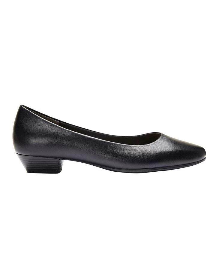 Cheap โ๏ธ Easy Steps Regal Black Glove Heeled ๐ Shoes ๐คฉ 1 Cheap โ๏ธ Easy Steps Regal Black Glove Heeled ๐ Shoes ๐คฉ