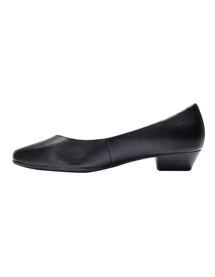 Cheap โ๏ธ Easy Steps Regal Black Glove Heeled ๐ Shoes ๐คฉ 3 Cheap โ๏ธ Easy Steps Regal Black Glove Heeled ๐ Shoes ๐คฉ - Image 3