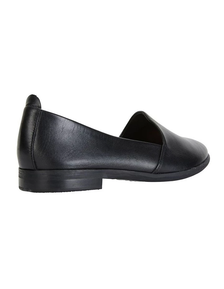 Hot Sale β€οΈ Easy Steps Kelly Black Glove Flat π Shoes β¨ 3 Hot Sale β€οΈ Easy Steps Kelly Black Glove Flat π Shoes β¨ - Image 3