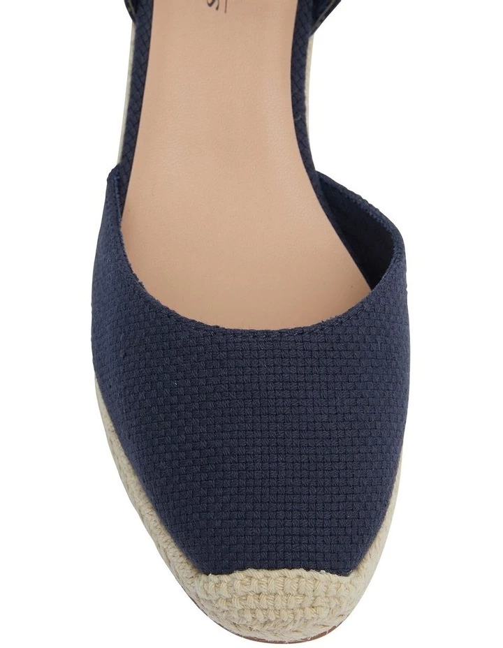 Flash Sale โจ Easy Steps Santos Navy Fabric ๐ฉด Sandals ๐ 4 Flash Sale โจ Easy Steps Santos Navy Fabric ๐ฉด Sandals ๐ - Image 4