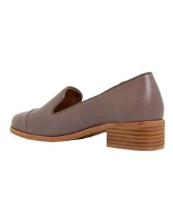 Flash Sale π€© Sandler Sable Taupe Glove Flat π Shoes π 13 Flash Sale π€© Sandler Sable Taupe Glove Flat π Shoes π -Women Shoes shop 843071860 7 720x928