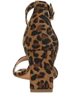 Outlet 😍 Sandler Harper Animal Fabric 🩴 Sandals 👏 -Women Shoes shop 848851660 6 720x928