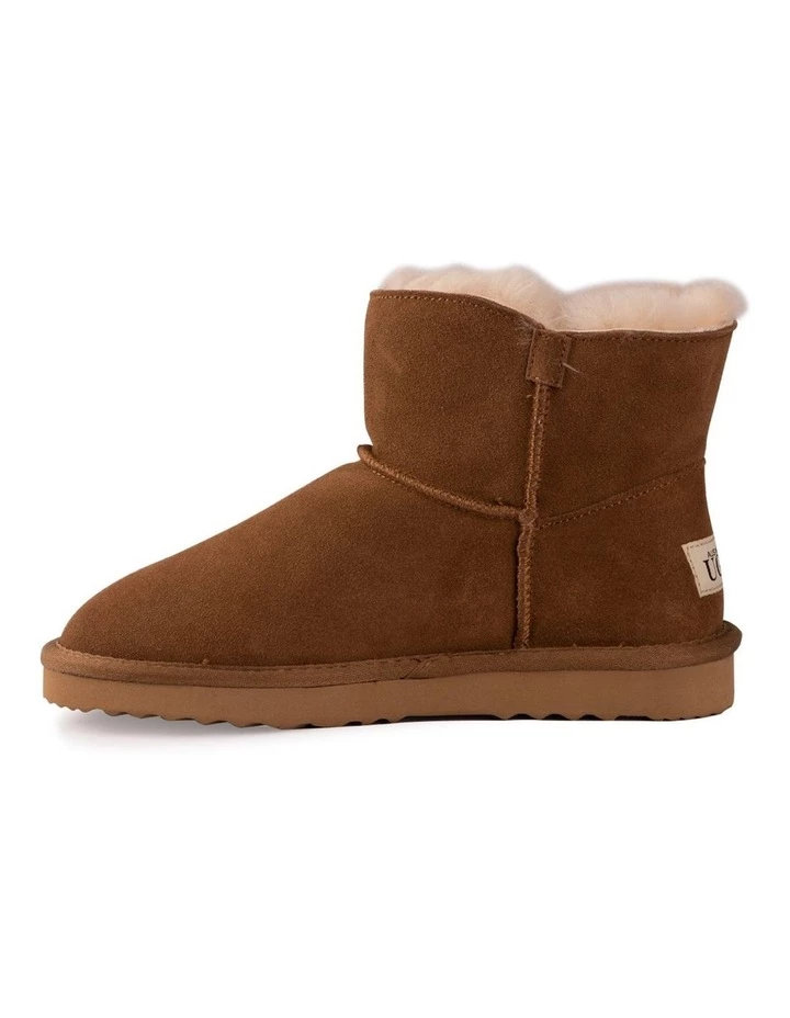 Best deal 🥰 AUS WOOLI UGG SHORT SHEEPSKIN BUTTON BOOT - Chestnut/Tan ⭐ 4 Best deal 🥰 AUS WOOLI UGG SHORT SHEEPSKIN BUTTON BOOT - Chestnut/Tan ⭐ - Image 4