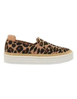 Discount ๐ Ravella Heart Leopard ๐ Sneakers ๐