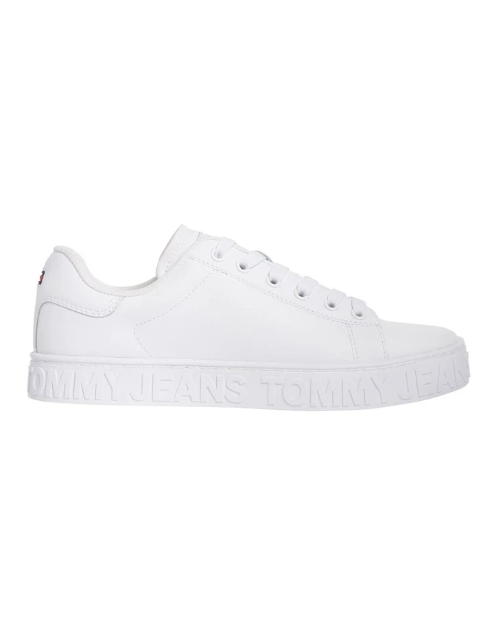 Promo ๐ Tommy Hilfiger Embossed White Leather Sole Trainers โ 2 Promo ๐ Tommy Hilfiger Embossed White Leather Sole Trainers โ - Image 2