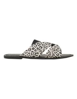 Promo ๐ Seed Heritage Alicia Beige Leopard Flat ๐ฉด Sandal ๐
