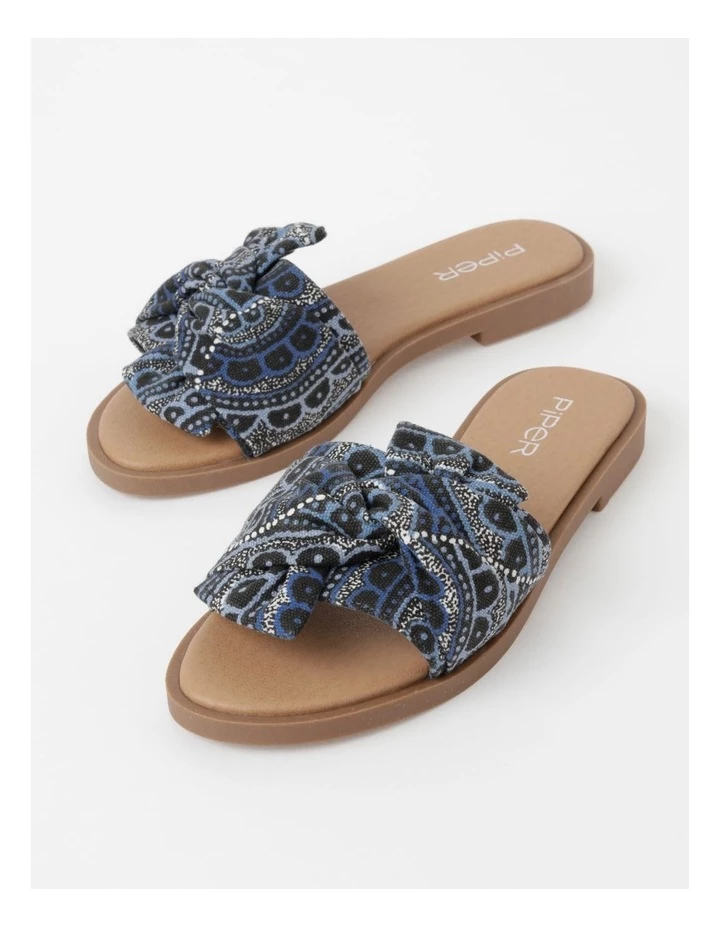 Best Sale 🥰 Warlukurlangu Artists x Piper Kirsty Blue Print 🩴 Sandal ❤️ 2 Best Sale 🥰 Warlukurlangu Artists x Piper Kirsty Blue Print 🩴 Sandal ❤️ - Image 2