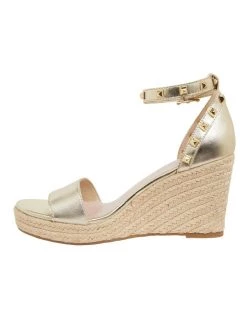 Buy 🥰 Pink Inc Shadow Soft Gold Glove 🩴 Sandals 💯 -Women Shoes shop 863807860 3 720x928