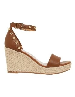 Brand new 🧨 Pink Inc Shadow Tan Glove 🩴 Sandals 💯