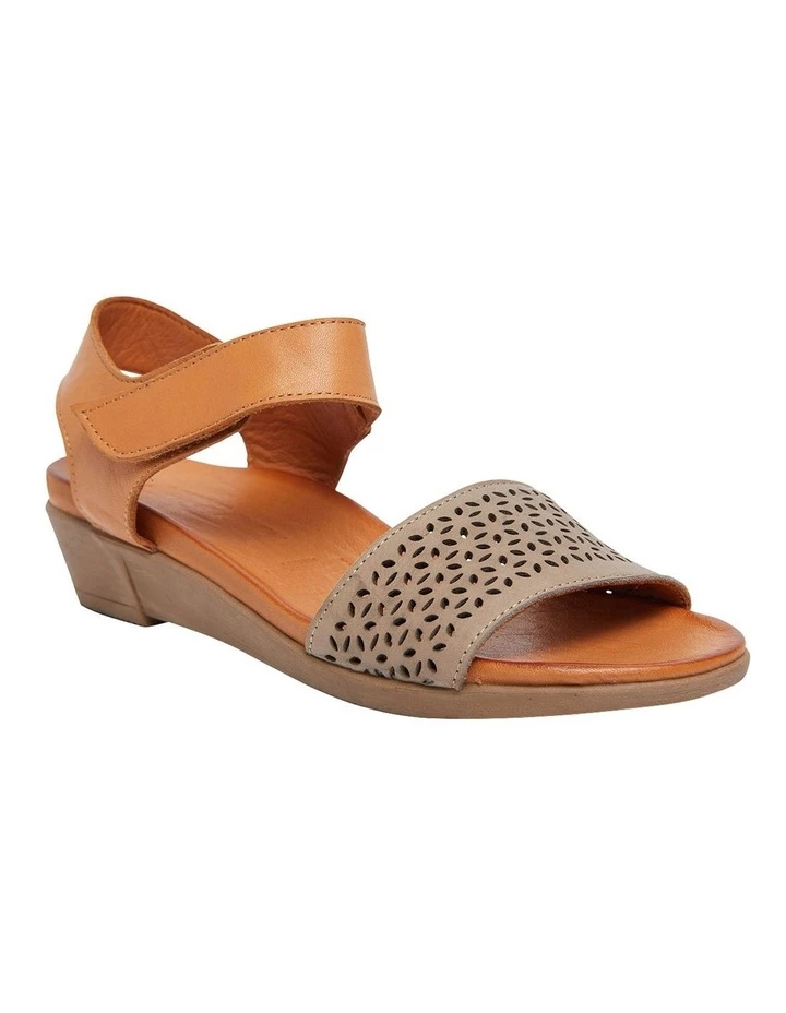 Best Pirce β¨ Active Flex Accord Taupe/Cognac Glove π©΄ Sandals π 2 Best Pirce β¨ Active Flex Accord Taupe/Cognac Glove π©΄ Sandals π - Image 2