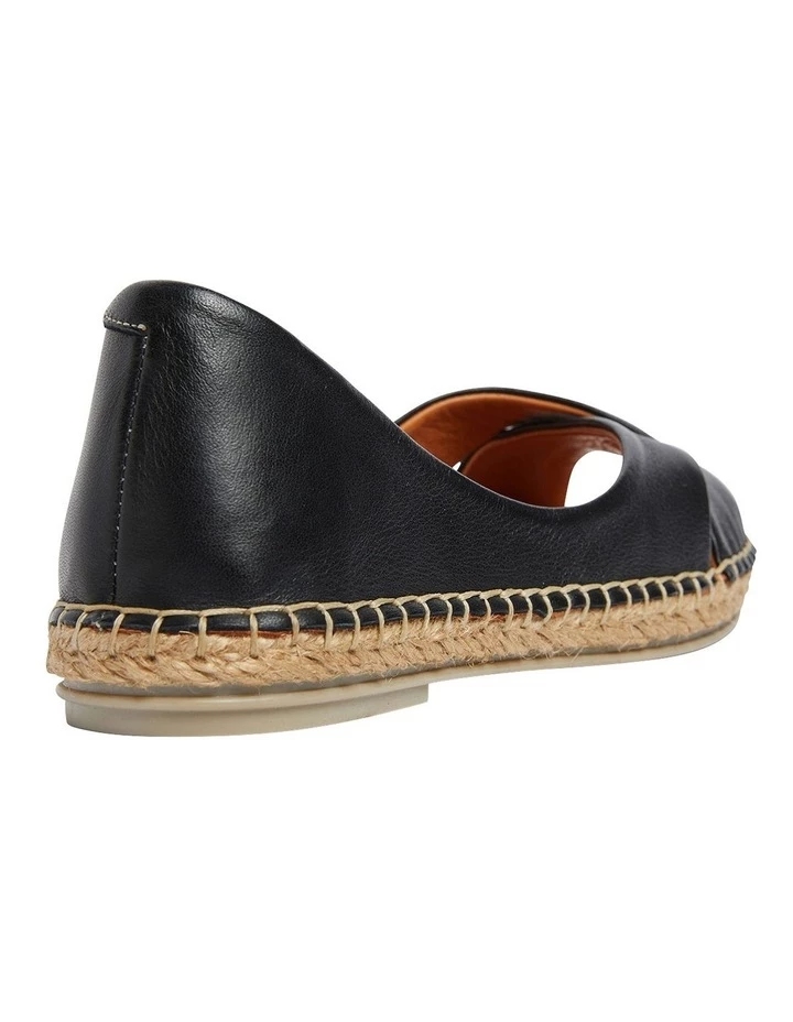 New ๐ Active Flex Kala Black Glove ๐ฉด Sandals โจ 4 New ๐ Active Flex Kala Black Glove ๐ฉด Sandals โจ - Image 4