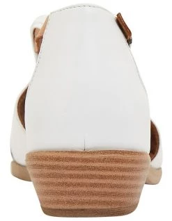 Buy 🔔 Easy Steps Laguna White/Cognac Glove 🩴 Sandals ⌛ -Women Shoes shop 866859130 5 720x928