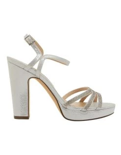 Budget ๐ NINA Saralyn True Silver Ref Suedette ๐ฉด Sandals ๐