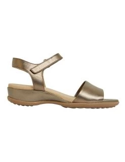Top 10 ✔️ Wide Steps Camden Pewter Metallic 🩴 Sandals 🎁
