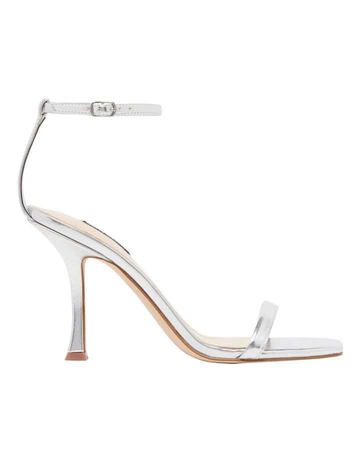 Buy ๐ Nine West Yess Silver ๐ Heels ๐คฉ 1 Buy ๐ Nine West Yess Silver ๐ Heels ๐คฉ