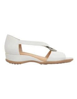 Flash Sale ⭐ Wide Steps Caroline White Glove 🩴 Sandals 🤩