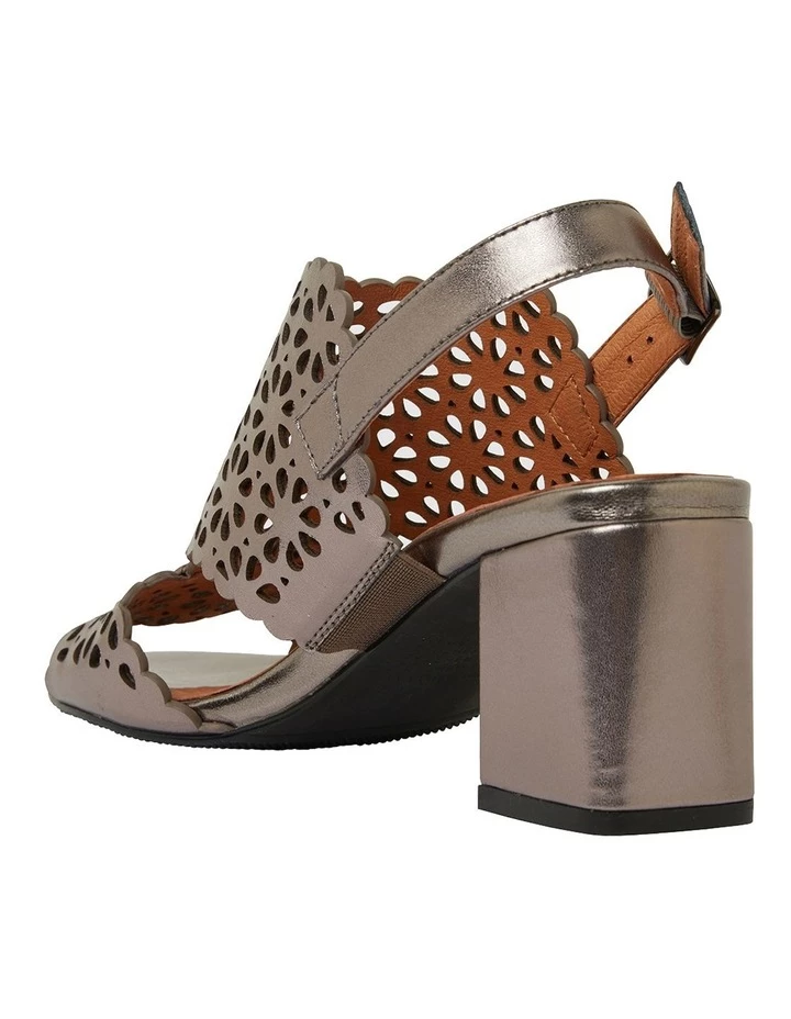 Cheap 🎉 Easy Steps Amelia Pewter Metallic 🩴 Sandals 🤩 5 Cheap 🎉 Easy Steps Amelia Pewter Metallic 🩴 Sandals 🤩 - Image 5