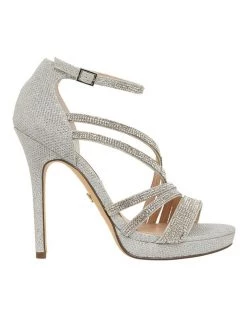 Brand new โ๏ธ NINA Freja Silver Dreamland ๐ฉด Sandals ๐ฅฐ