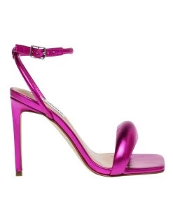 Deals 🎁 Steve Madden Entice Magenta 👠 Heels 👏