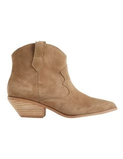 Flash Sale 🔔 French Connection Mica Western Boot 😀
